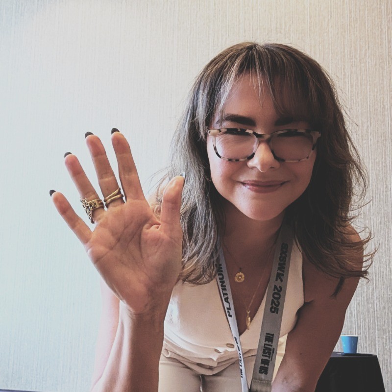 Rebecca Apostoli