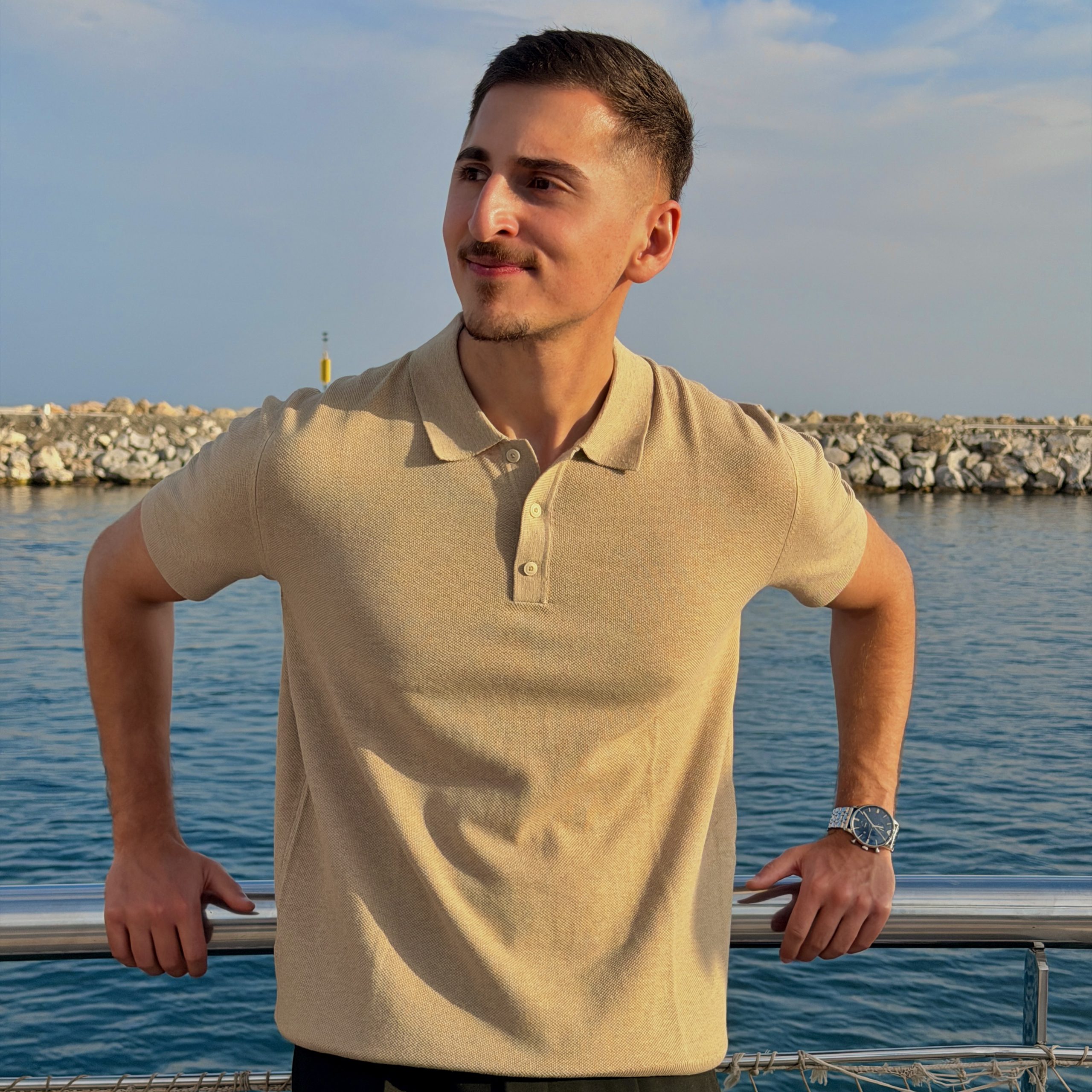 Enes Ö.