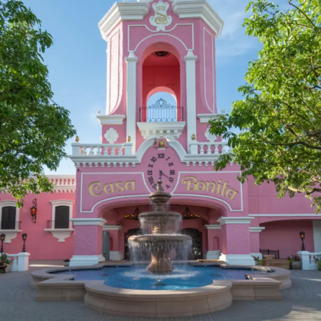 Casa Bonita Brunch ✨ 🥞