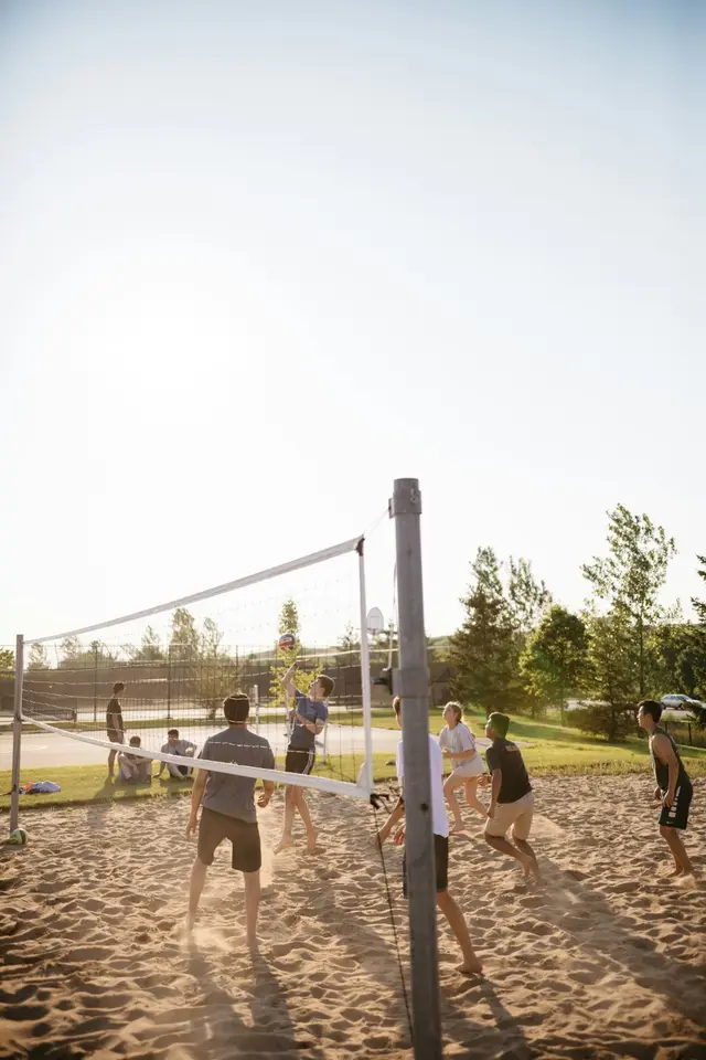 Impact Play — Beach Volleyball & Networking