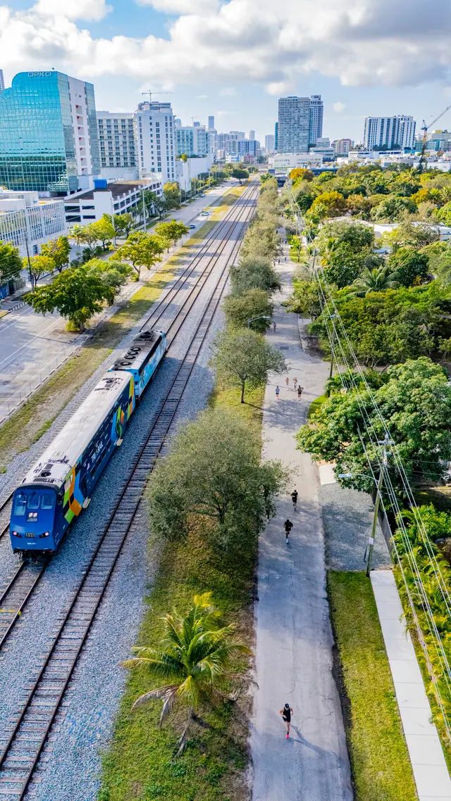 ALO MIAMI DESIGN DISTRICT: ALO RUNNERS CLUB