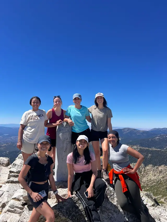 [Free women only hike]: Puerto Navacerrada - Bola del Mundo (moderate)