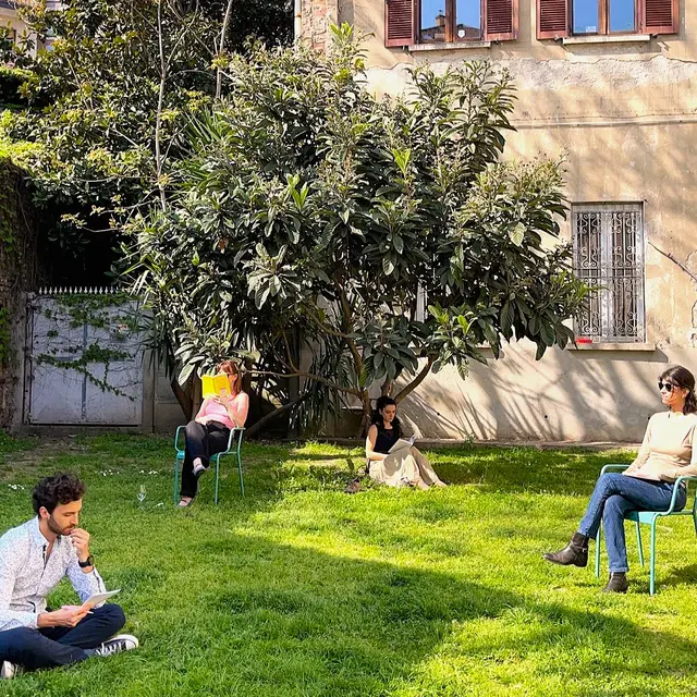 Offline Book Crossing | @bookclubmilanese 1-year anniversary 🎂📚
