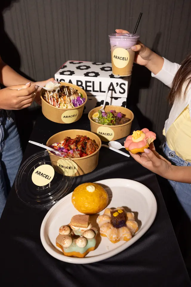 Isabella's & Araceli Grand Opening