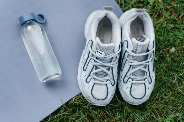 Movement that Matters: En Blanc-ish 🤍