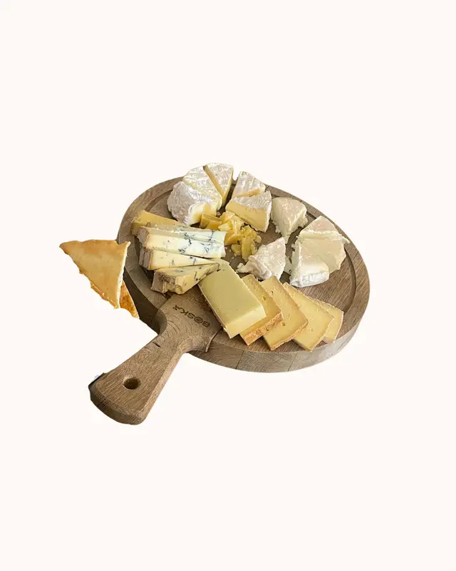 Cheese tasting at Rolling Cheese